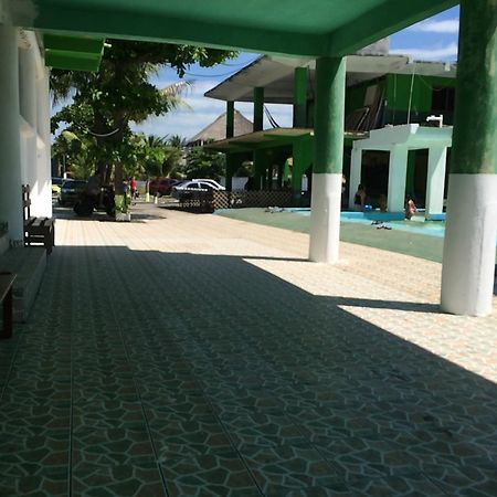 Tortugas Place Hotel Y Bungalos Monterrico Exterior photo
